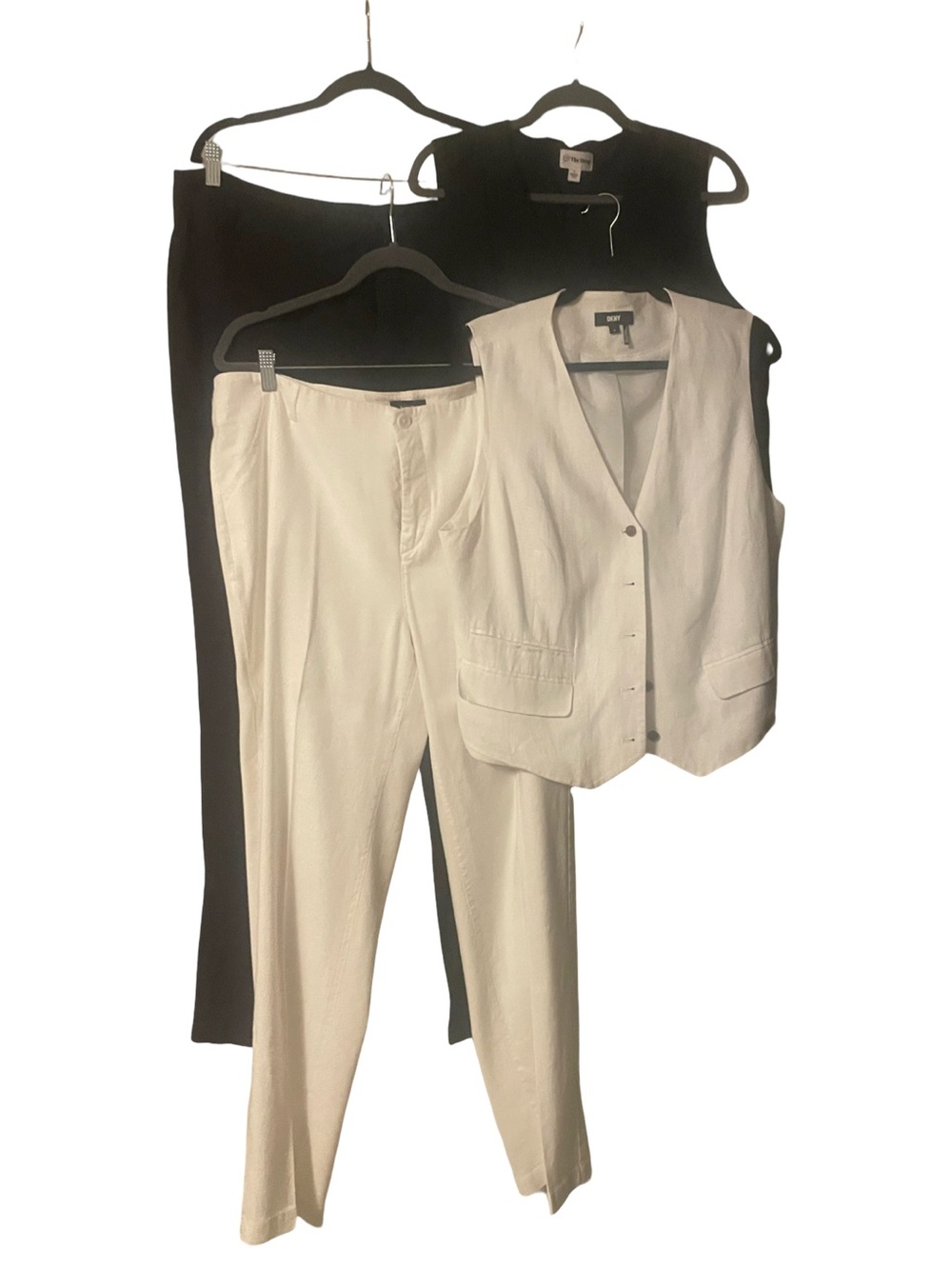 NYDJ Black and White Linen Blend Pants (2 Pair) with Bonus Multi Brand Vests